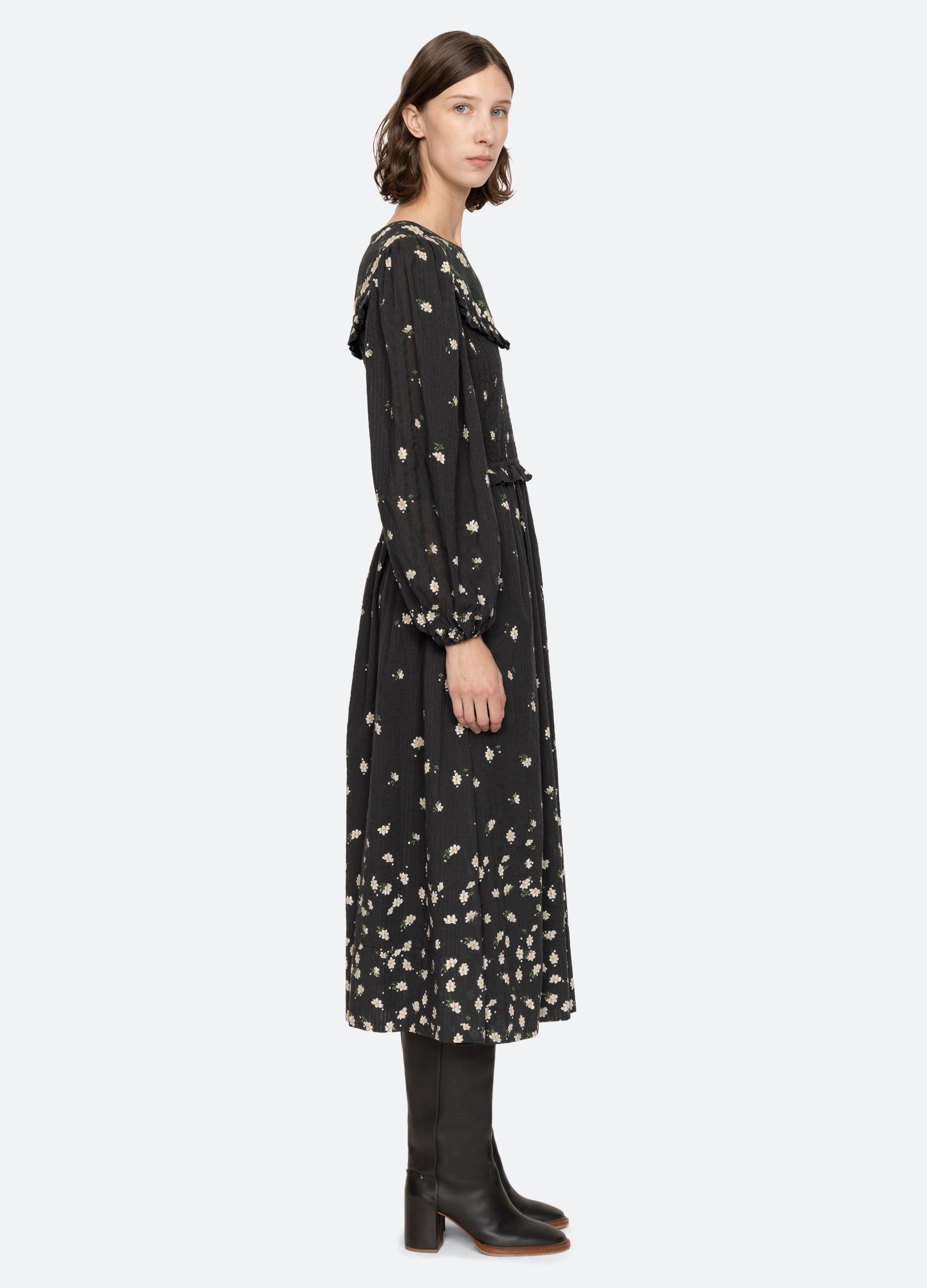Elizabeth Long Sleeve Dress – Elegant & Timeless