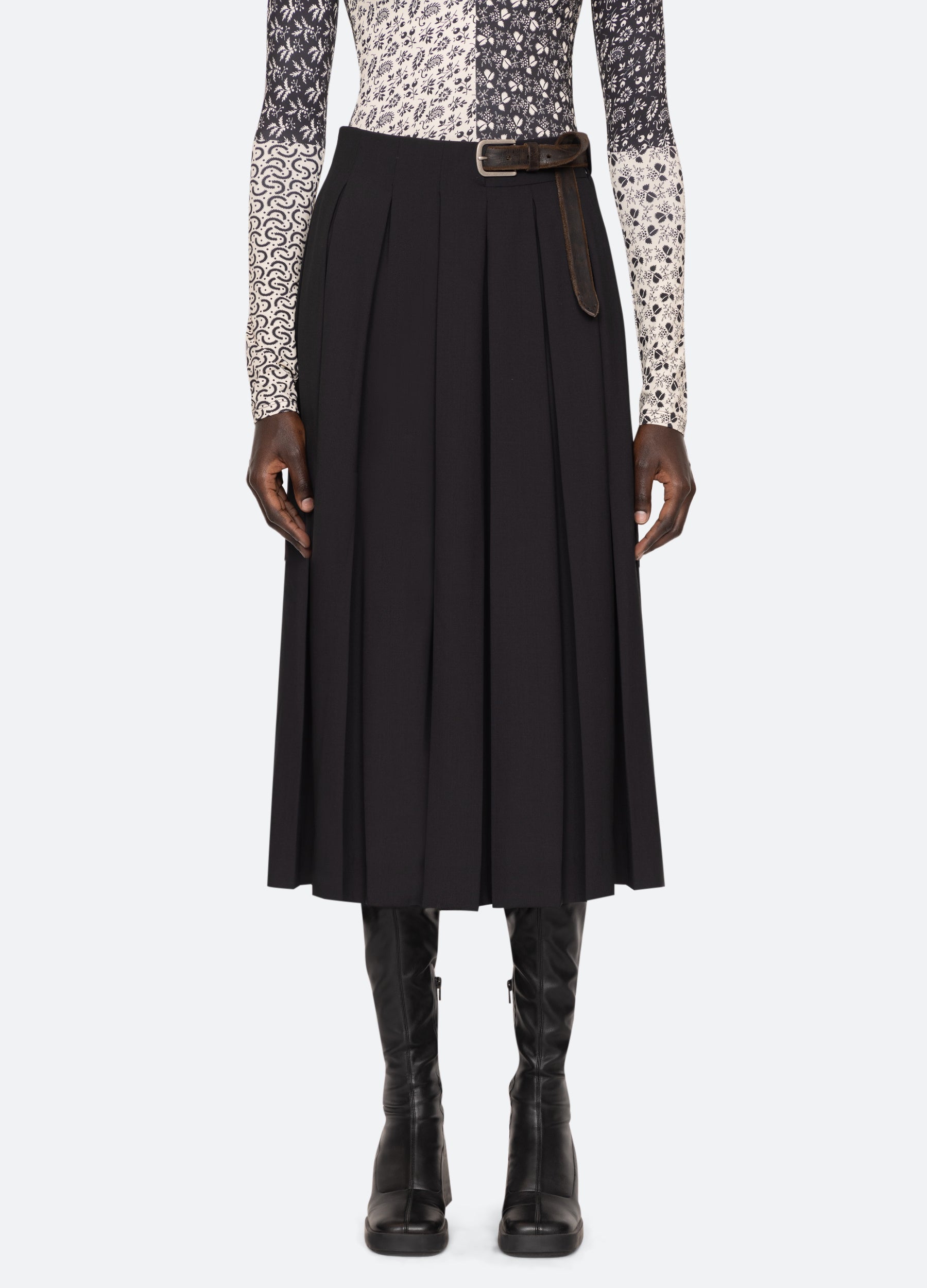 Hallie Midi Skirt - Flowy & Versatile Style